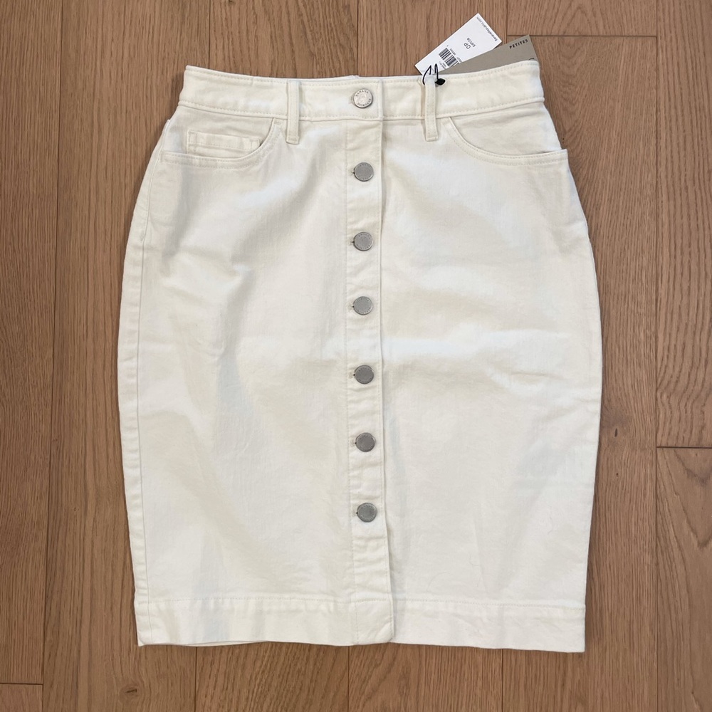 Banana Republic Petite Button Denim Skirt